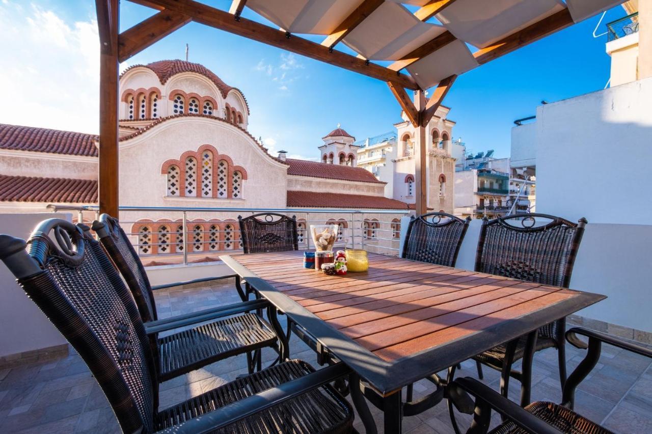 Bright In Apartment Piraeus