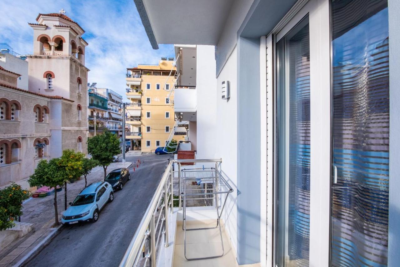 Apartment Bright In